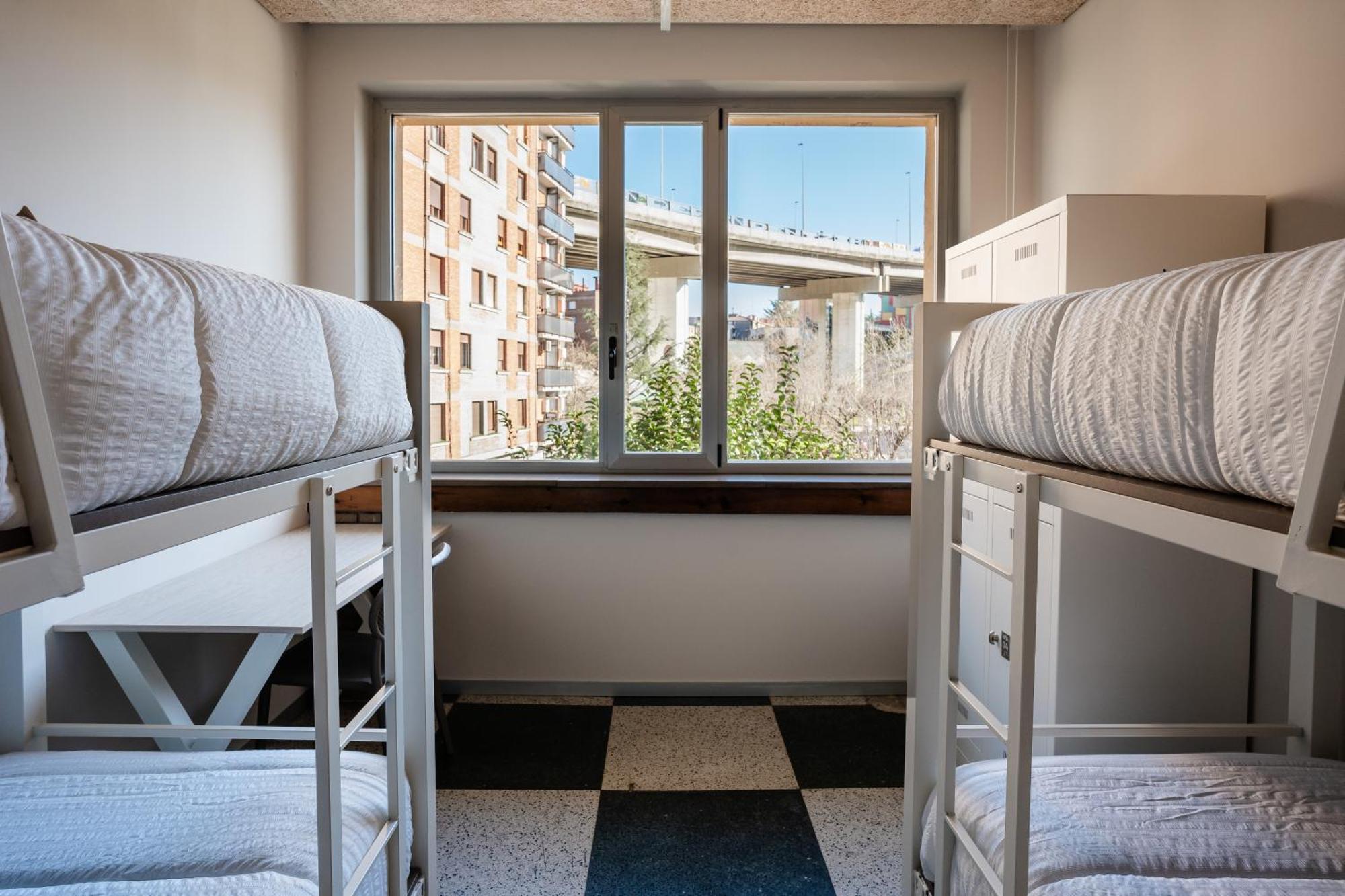 Lamia Bbk Women Hostel-Solo Mujeres Bilbao Exterior photo